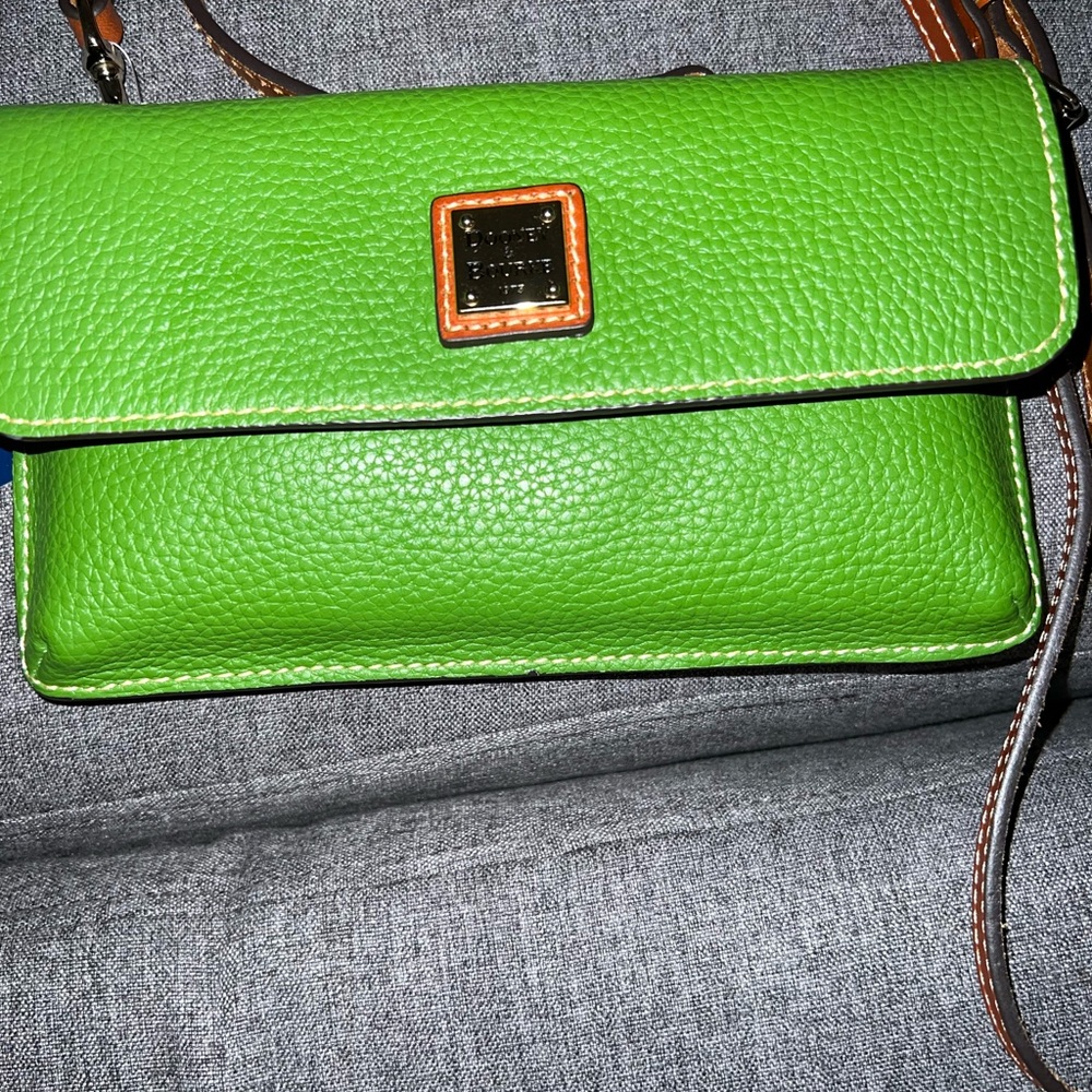 NWT Dooney and Bourke Multi Functional Crossbody Wristlet
